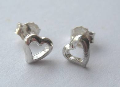 silver heart earrings from crimeajewel